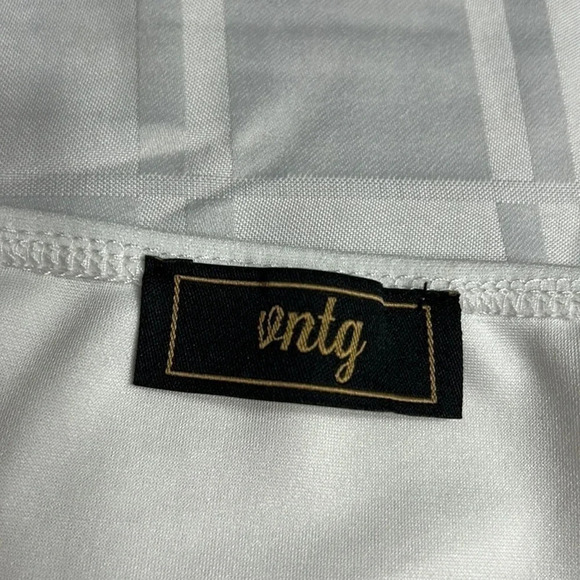 VNTG white faux wrap halter bodycon dress,ruching ,shirred,asymmetrical hem EC - Picture 14 of 14